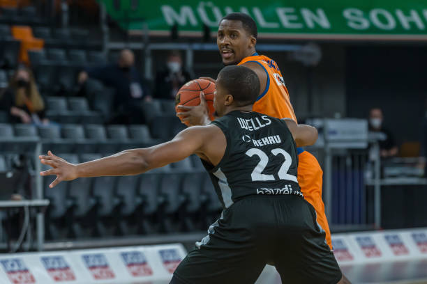 内内赛后常 内内赛后常