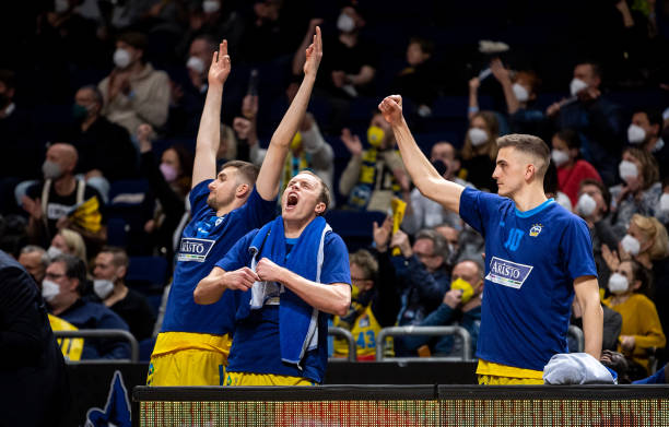 要求极高的 要求极高的